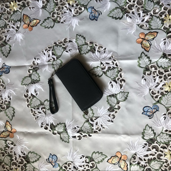 Jewell by Thirty-one Wristlet Wallet - Picture 1 of 6